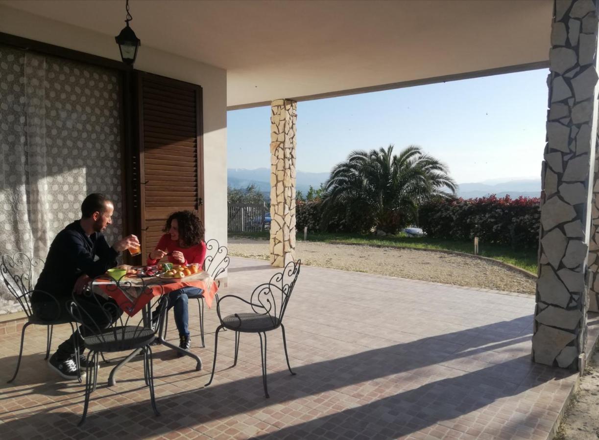 La Bella Addormentata Acomodação com café da manhã Chieti Exterior foto